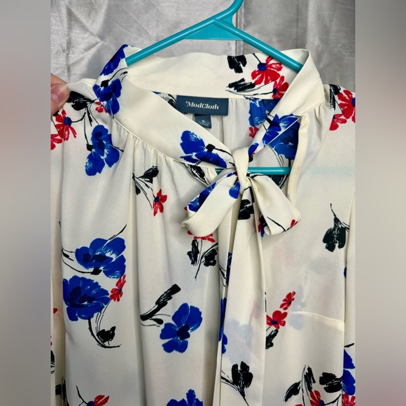 ModCloth blouse - Picture 5 of 10